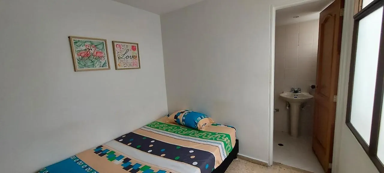 Amplio Apartamento En Los Colores Medellín Colombia
