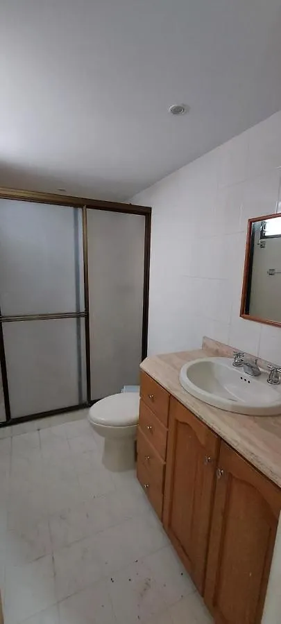 Amplio Apartamento En Los Colores Medellín